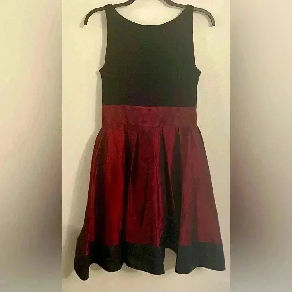S & L Fashions Dark Red Black Dress With Tie Bow And Cross Back Lined Size 10